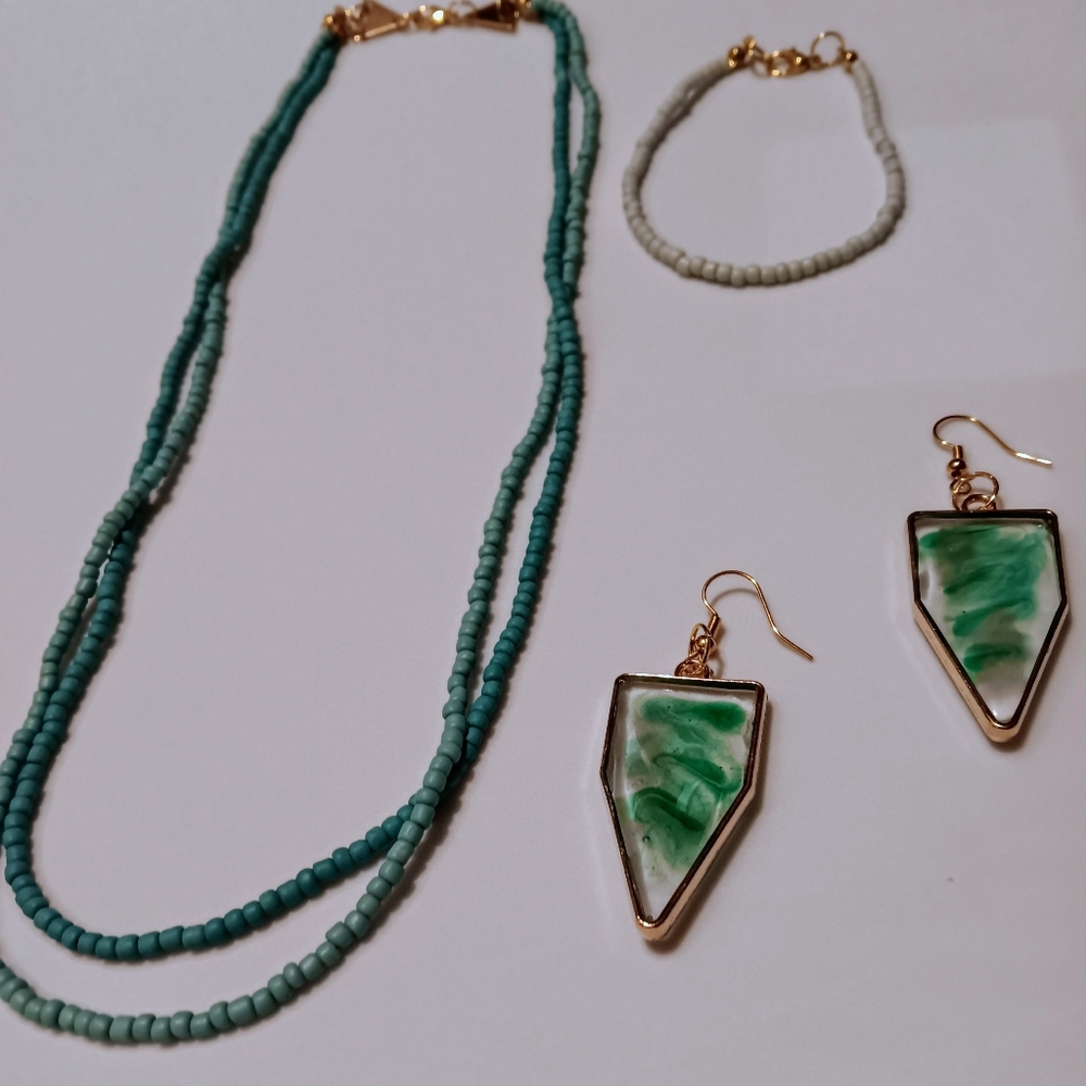 Beaded Necklace Set by Skye's Creations